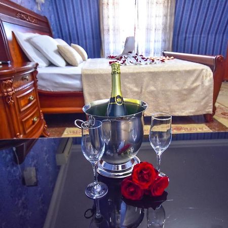 Hotel Chao Batumi Esterno foto