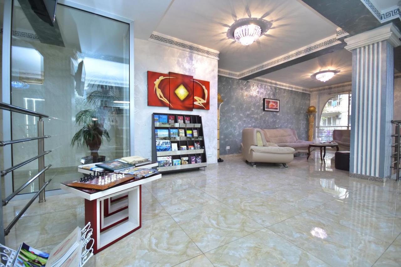 Hotel Chao Batumi Esterno foto