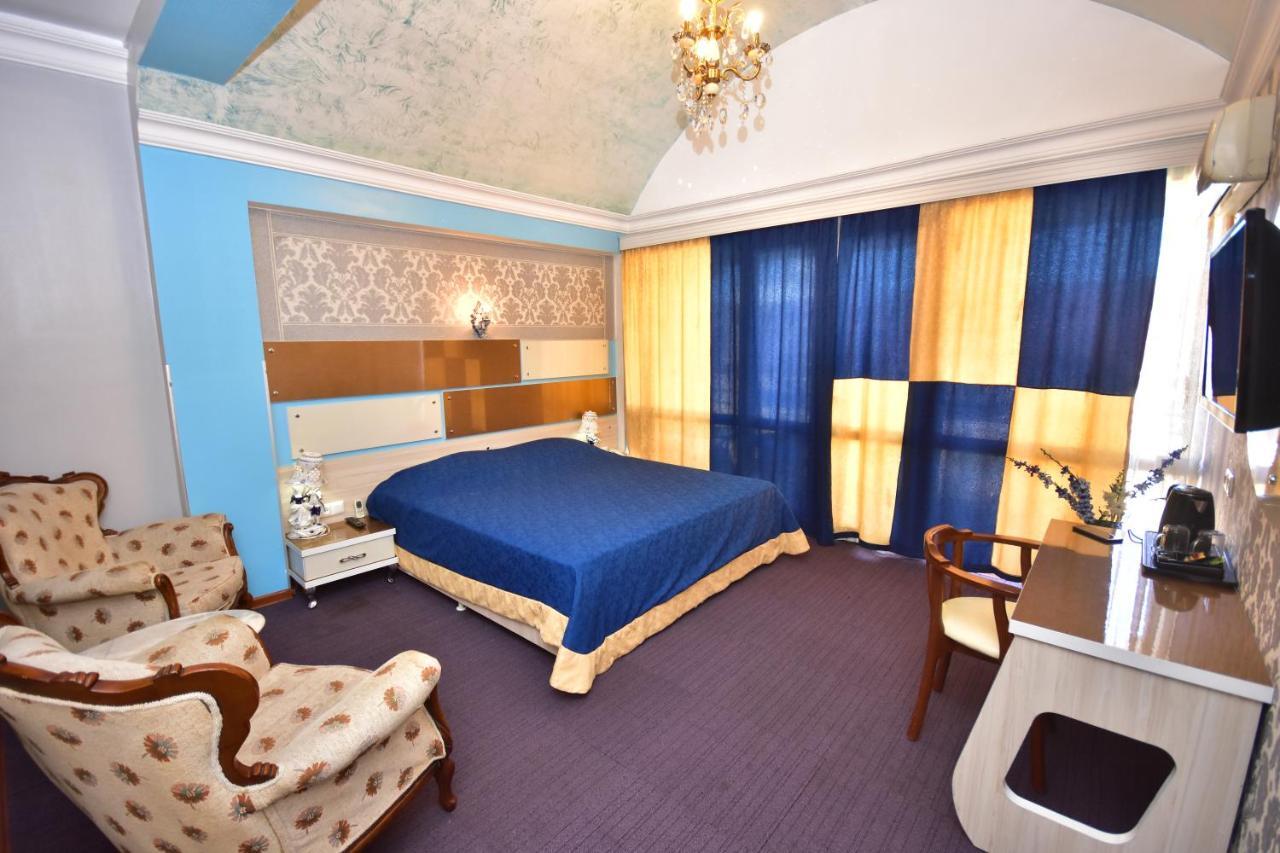 Hotel Chao Batumi Esterno foto